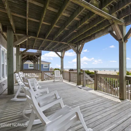 Image 6 - 214 Ocean Boulevard West, Holden Beach, Brunswick County, NC 28462, USA - House for sale