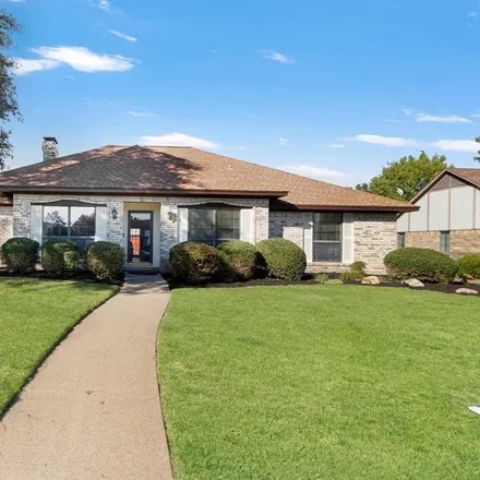 Buy this 4 bed house on 917 New Bedford Lane in Allen, TX 75002