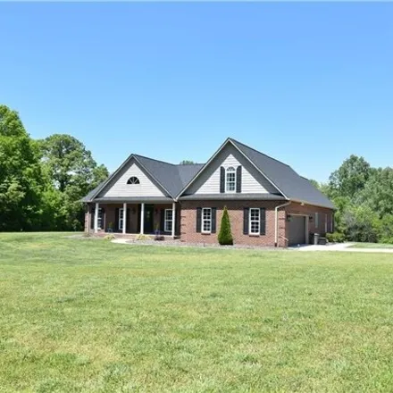 Image 1 - East Holly Grove Road, Glen Anna, Thomasville, NC 27292, USA - House for sale