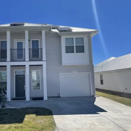 Rent this 3 bed house on Raven Lane in Callaway, FL