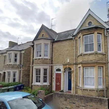 Rent this 8 bed duplex on 42 Divinity Road in Oxford, OX4 1LJ
