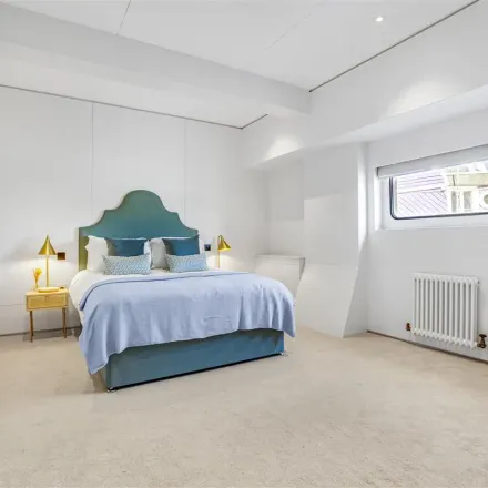 Image 4 - Brunel House, 105 Cheyne Walk, Lot's Village, London, SW10 0DF, United Kingdom - Apartment for rent