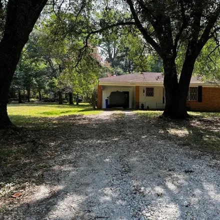 Buy this 2 bed house on 346 South 5th Street in Crockett, TX 75835