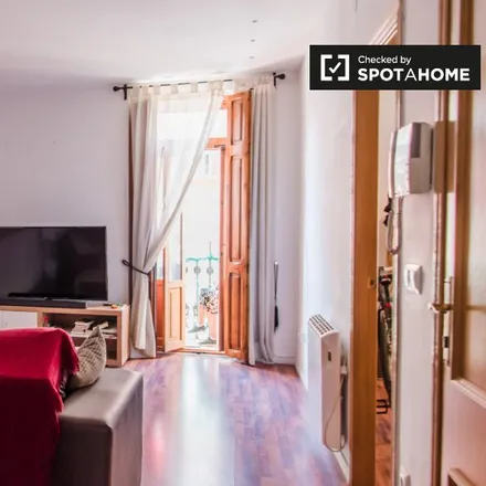 Rent this 3 bed apartment on Carrer del Pintor Gisbert in 6, 46006 Valencia