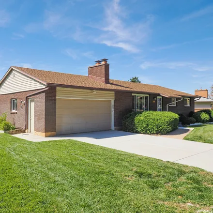 Image 3 - 279 Peachtree Drive, Rosedale, Centerville, UT 84014, USA - House for sale