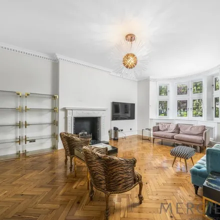 Rent this 5 bed apartment on 40 Hyde Park Gate in London, SW7 5DU