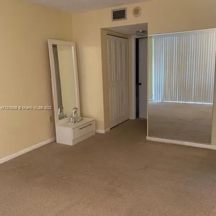 Rent this 1 bed apartment on Northeast 185th Street @ Northeast 13th Avenue in Miami Gardens Drive, Miami-Dade County