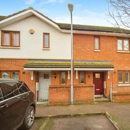 Buy this 3 bed townhouse on Hudson Close in Gravesend, DA12 5FB
