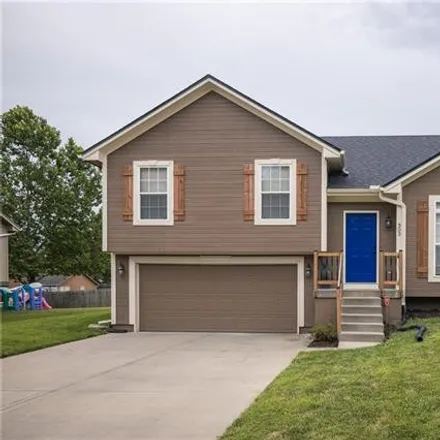 Buy this 4 bed house on 307 Echo Ridge in Buckner, MO 64016