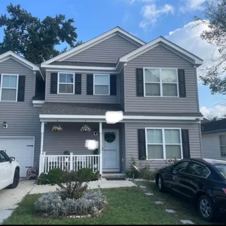 Rent this 1 bed room on 1019 Hill Street in Raleigh Heights, Chesapeake