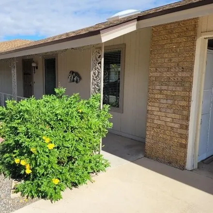 Rent this 2 bed house on 10120 West Shasta Drive in Sun City, AZ 85351