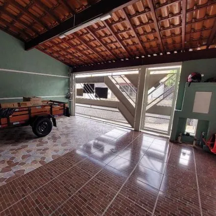 Buy this 2 bed house on Rua Adoniram Barbosa in Vila Bertine, Americana - SP