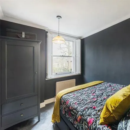 Image 5 - 95 Brondesbury Road, London, NW6 6BX, United Kingdom - Apartment for sale