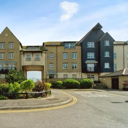 Buy this 2 bed apartment on Chatham Green in Eastbourne, BN23 5PQ