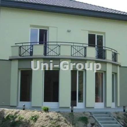 Rent this 8 bed apartment on Szkoła podstawowa Nr 2 in Jagiellońska, 05-520 Konstancin-Jeziorna