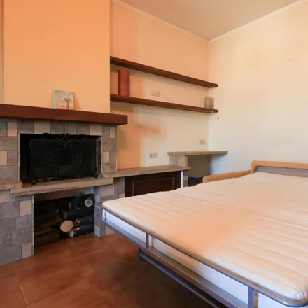 Rent this studio apartment on Via Emilio Gola in 4, 20143 Milan MI