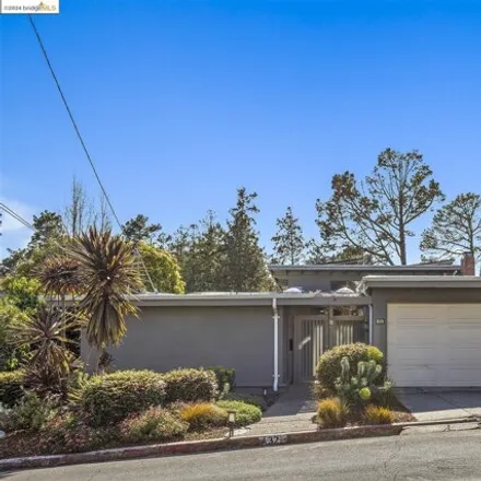 Image 2 - Blake Garden, 70 Rincon Drive, Kensington, Contra Costa County, CA 94707, USA - House for sale