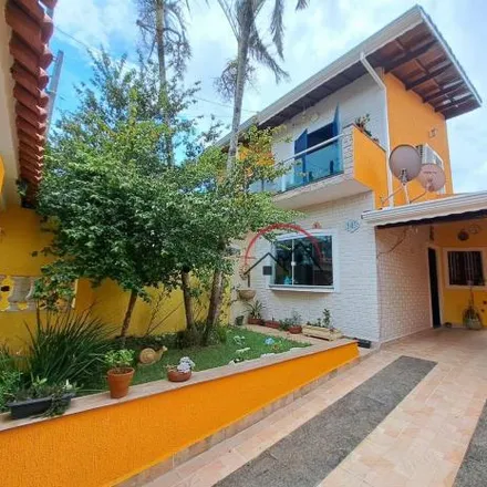 Buy this 3 bed house on Rua Ronuro in Peruíbe, Peruíbe - SP