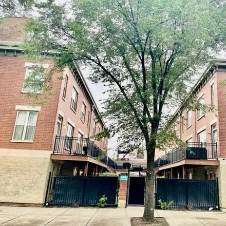 Rent this 1 bed condo on 2401-2411 West Flournoy Street in Chicago, IL 60624