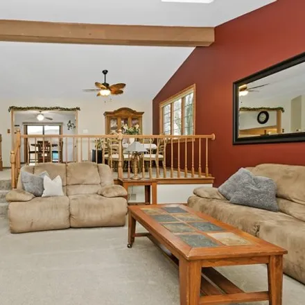 Image 6 - 11680 Pineview Drive, Orland Township, IL 60467, USA - House for sale