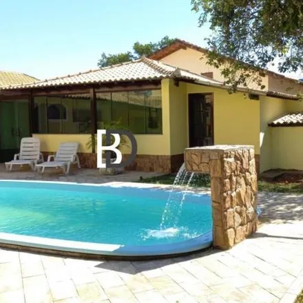 Buy this 5 bed house on Avenida Sonia Maria da Rocha in Floresta, Rio das Ostras - RJ