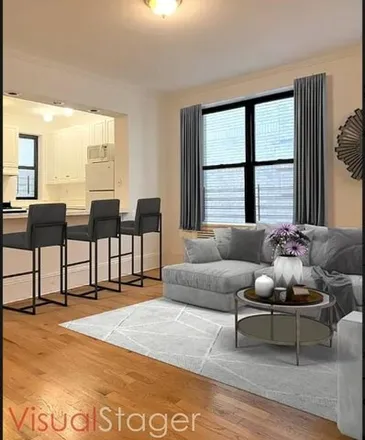 Rent this 3 bed apartment on 105 East 88th Street in New York, NY 10128