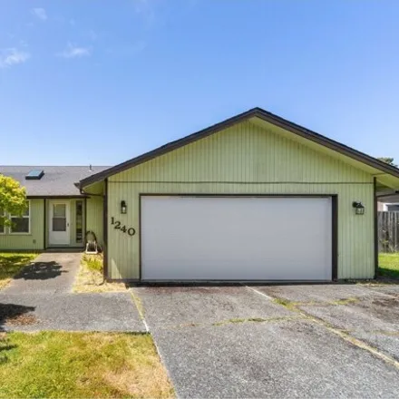Buy this 3 bed house on 1242 Sanford Street in Coos Bay, OR 97420