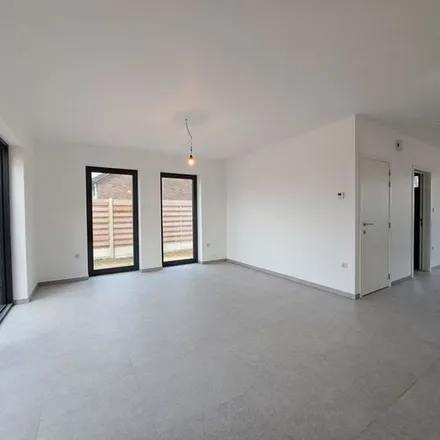 Rent this 3 bed apartment on Meeuwerbaan 95 in 3990 Peer, Belgium
