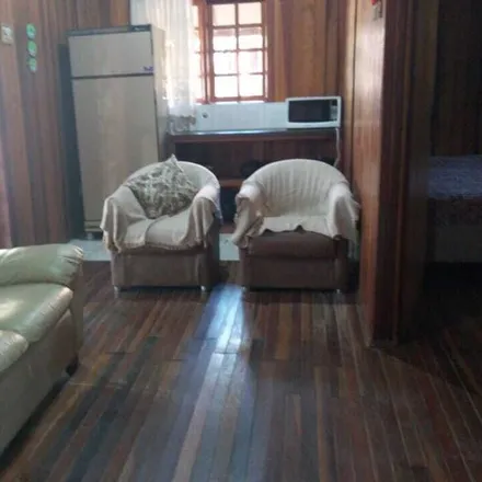Rent this 5 bed house on Sumaré