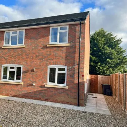 Buy this 3 bed duplex on Hillside Road (opp) in Finedon Road, Wellingborough
