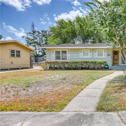 Buy this 3 bed house on 913 Delaine Drive in Corpus Christi, TX 78411