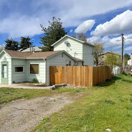 Buy this 3 bed house on 2140 Fairview Avenue in Missoula, MT 59801