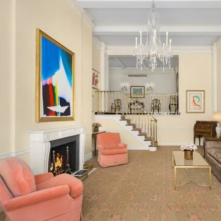 Image 3 - 14 East 75th Street, New York, NY 10021, USA - Apartment for sale