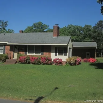 Buy this 3 bed house on 929 West 9th Street in Roanoke Rapids, NC 27870