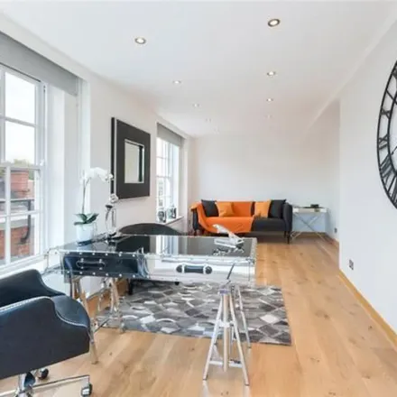 Rent this 5 bed apartment on Curzon House in 21-23 Curzon Street, London