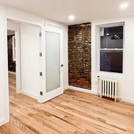 Image 3 - 150 Baxter Street, New York, NY 10013, USA - Apartment for rent