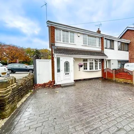 Buy this 3 bed house on Sutton Oak Road in Kingstanding, B73 6TR