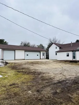 Buy this 4 bed house on 28954 270th Street in Butler County, IA 50670
