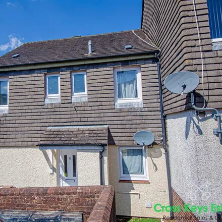 Image 1 - 7-12 Yelverton Close, Plymouth, PL5 2BE, United Kingdom - House for rent