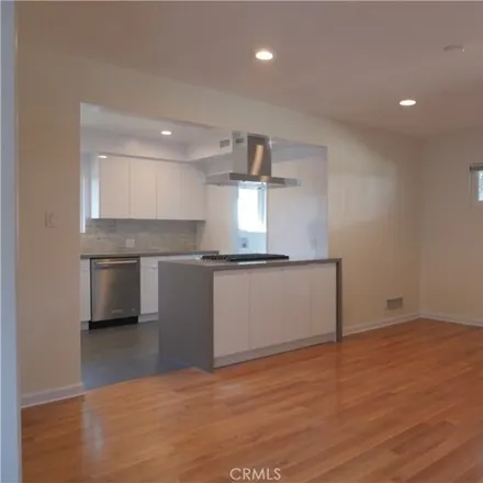 Image 6 - 10431 Sarah Street, Los Angeles, CA 91602, USA - House for rent