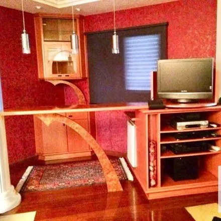 Buy this 2 bed apartment on Rua Professor Giácomo Ítria in Anhangabaú, Jundiaí - SP