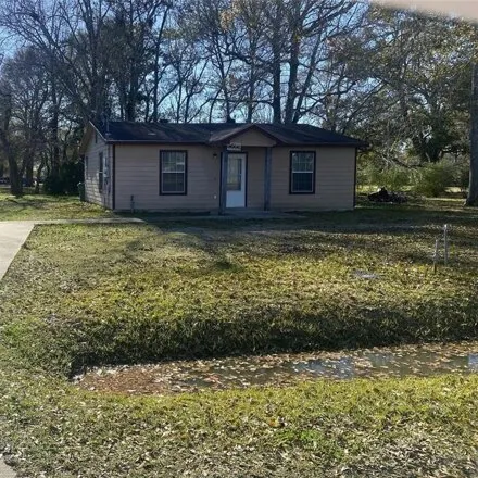 Rent this 2 bed house on 810 East Young Avenue in Dayton, TX 77535