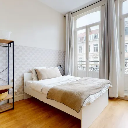 Rent this 11 bed apartment on 251 Rue de Solférino in 59046 Lille, France