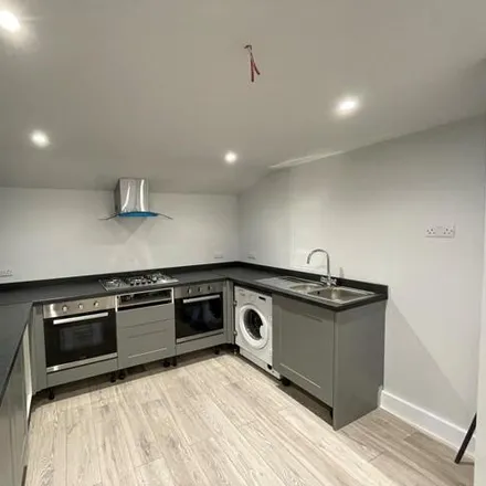 Rent this 6 bed townhouse on Bradfield Street in Liverpool, L7 0EP