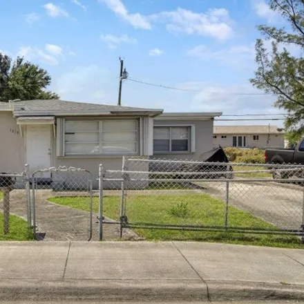 Image 6 - 1329 West 32nd Street, Riviera Beach, FL 33404, USA - House for rent
