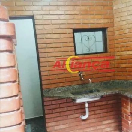Buy this 5 bed house on Rua Concheta de Mauro in Ponte Grande, Guarulhos - SP