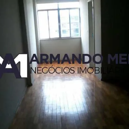 Buy this 2 bed apartment on Rua Buarque de Macedo 106 in Flamengo, Rio de Janeiro - RJ