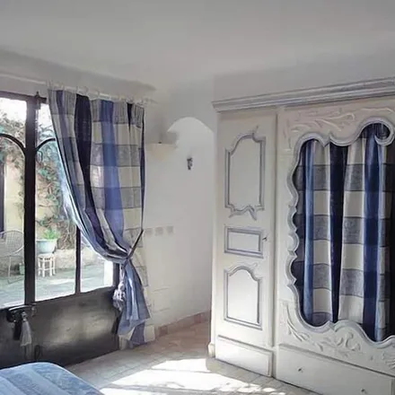 Rent this studio house on Vallat d'Emponse