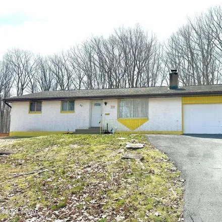 Buy this 5 bed house on 1930 Hummingbird Drive in Coolbaugh Township, PA 18346