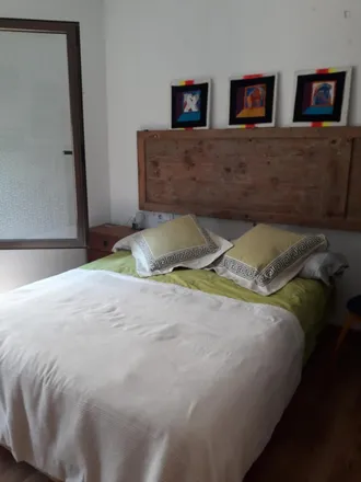 Rent this 2 bed room on Carrer de Juan de Garay in 53, 08027 Barcelona